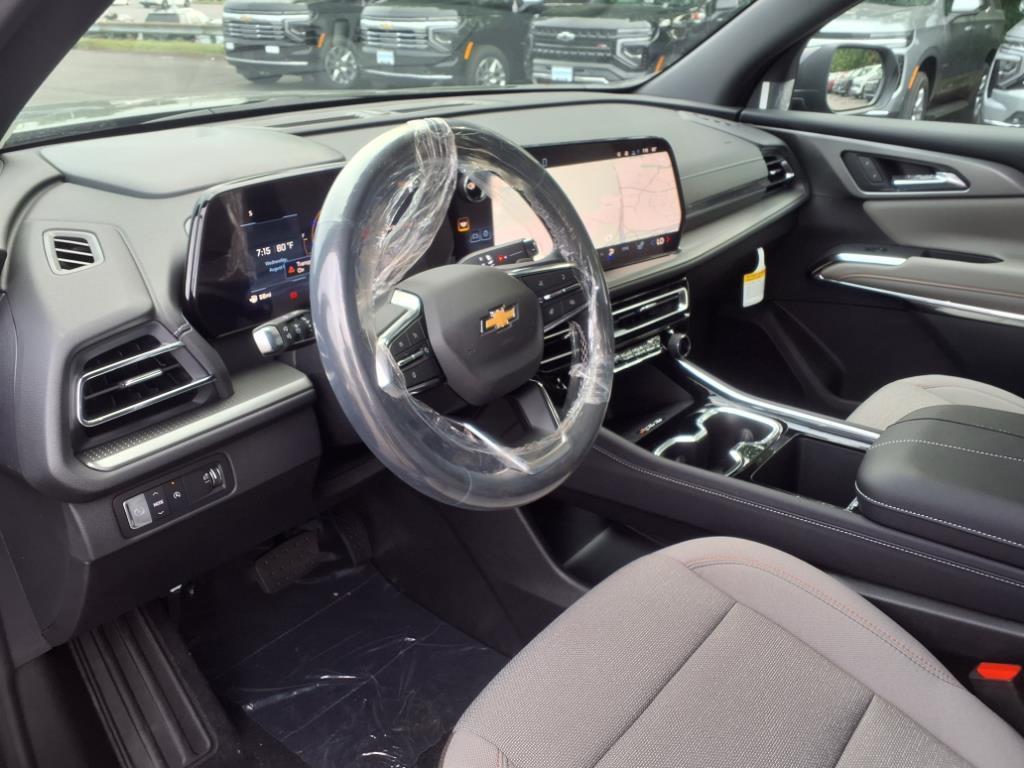 new 2026 Chevrolet Traverse car, priced at $40,745