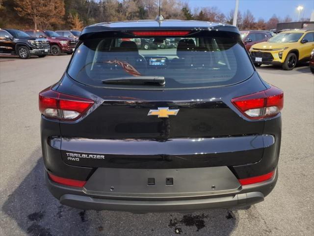 new 2025 Chevrolet TrailBlazer car, priced at $23,790