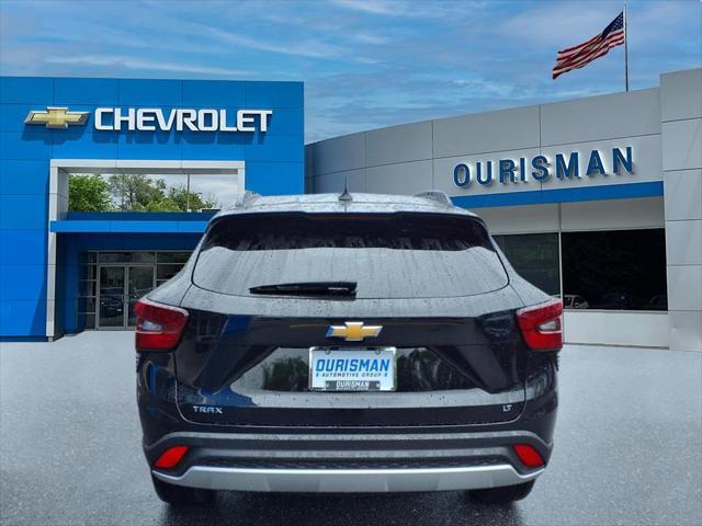 used 2025 Chevrolet Trax car, priced at $22,559
