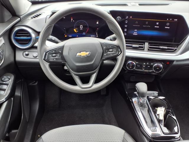 used 2025 Chevrolet Trax car, priced at $22,559