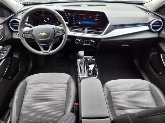 used 2025 Chevrolet Trax car, priced at $22,559