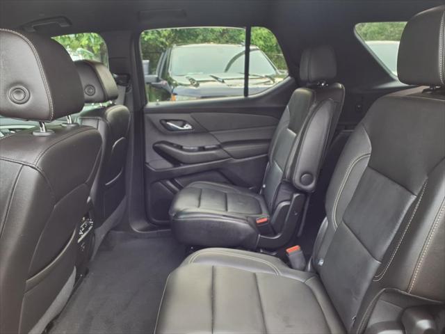 used 2023 Chevrolet Traverse car, priced at $31,633