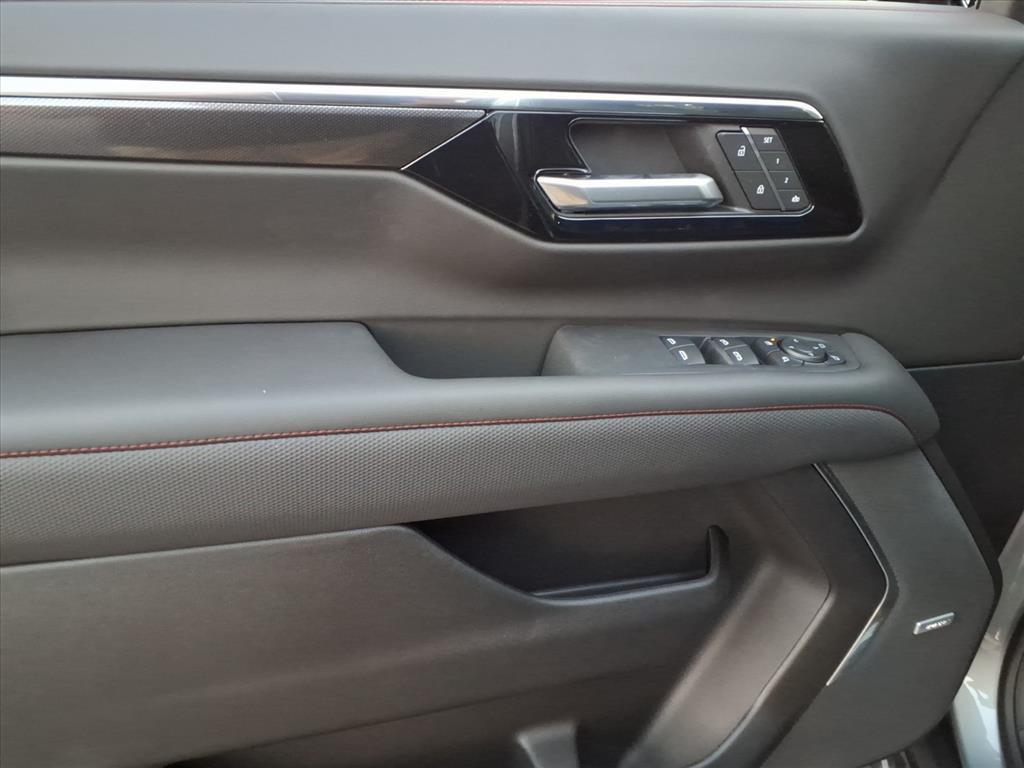new 2026 Chevrolet Suburban car, priced at $85,815