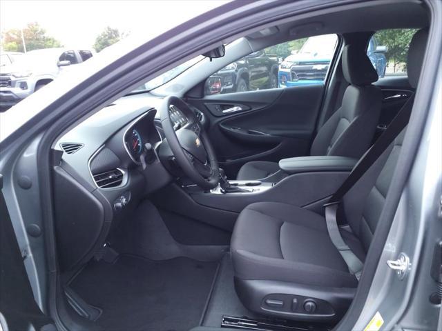 new 2025 Chevrolet Malibu car, priced at $30,390