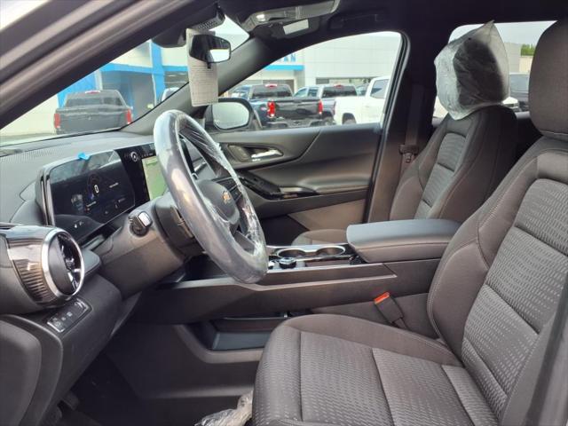 new 2026 Chevrolet Equinox car, priced at $26,995