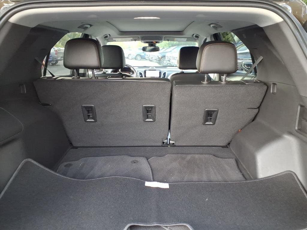 used 2023 Chevrolet Equinox car, priced at $24,391