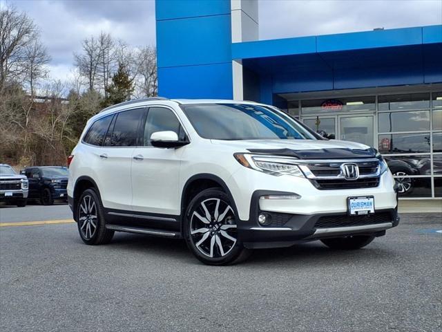 used 2022 Honda Pilot car, priced at $32,000