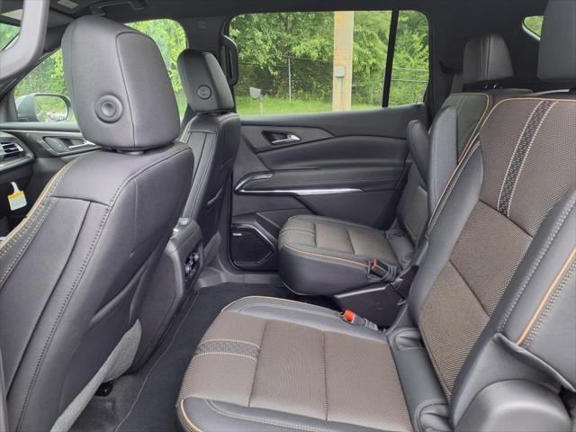 new 2025 Chevrolet Traverse car, priced at $51,795