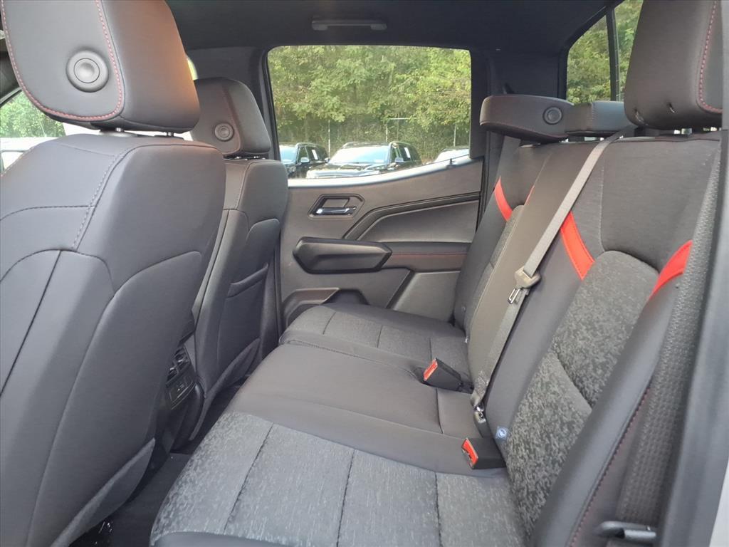 new 2026 Chevrolet Colorado car, priced at $43,320