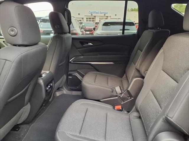 new 2025 Chevrolet Traverse car, priced at $41,625