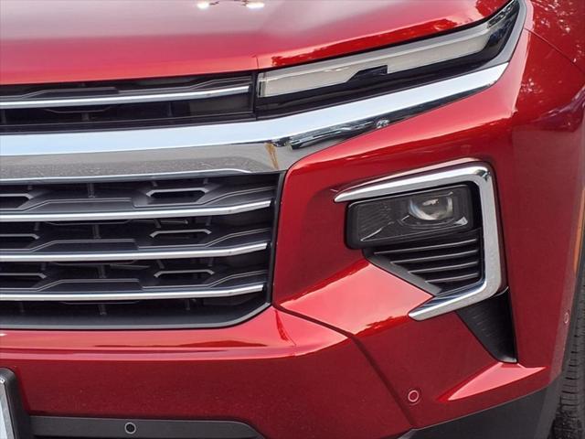 new 2025 Chevrolet Traverse car, priced at $41,625