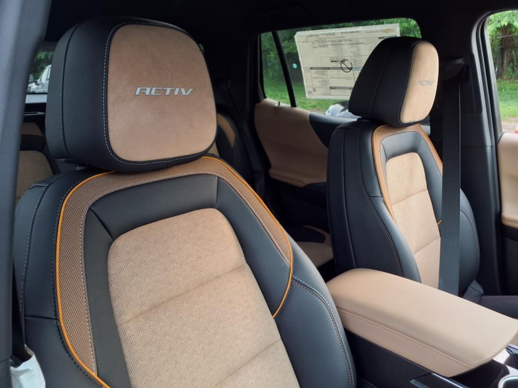 new 2026 Chevrolet Equinox car, priced at $30,549