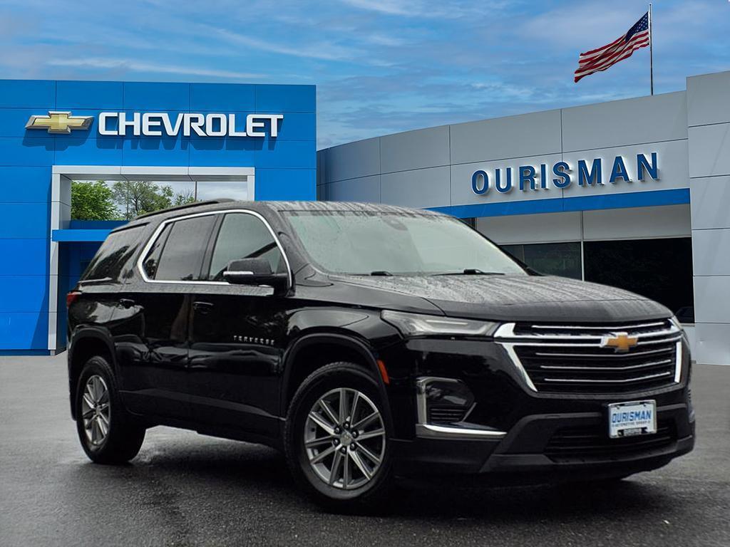 used 2023 Chevrolet Traverse car, priced at $30,072
