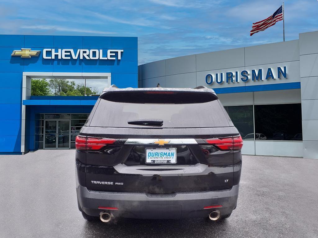 used 2023 Chevrolet Traverse car, priced at $30,072