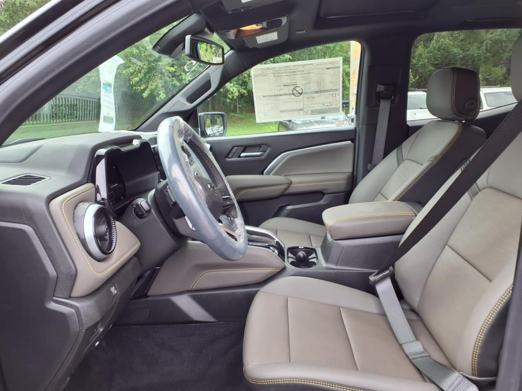 new 2025 Chevrolet Colorado car, priced at $52,470