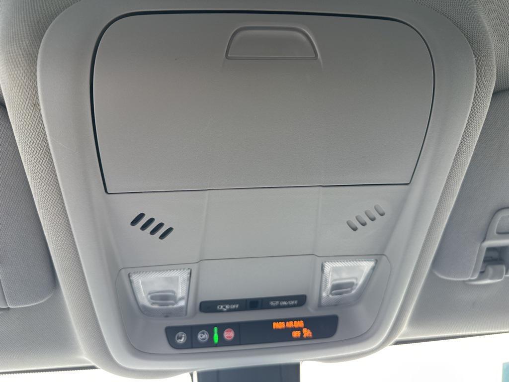 used 2022 Chevrolet Equinox car, priced at $21,439
