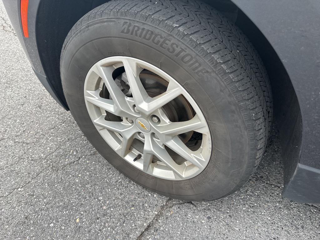 used 2022 Chevrolet Equinox car, priced at $21,439