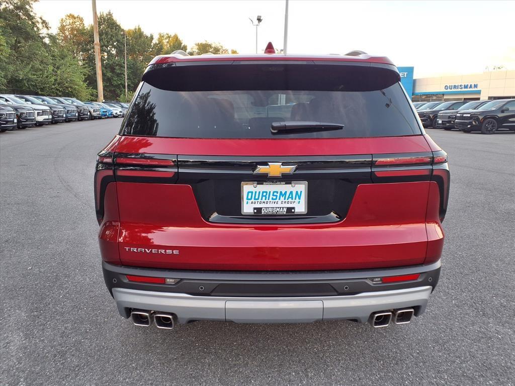 new 2026 Chevrolet Traverse car, priced at $38,735