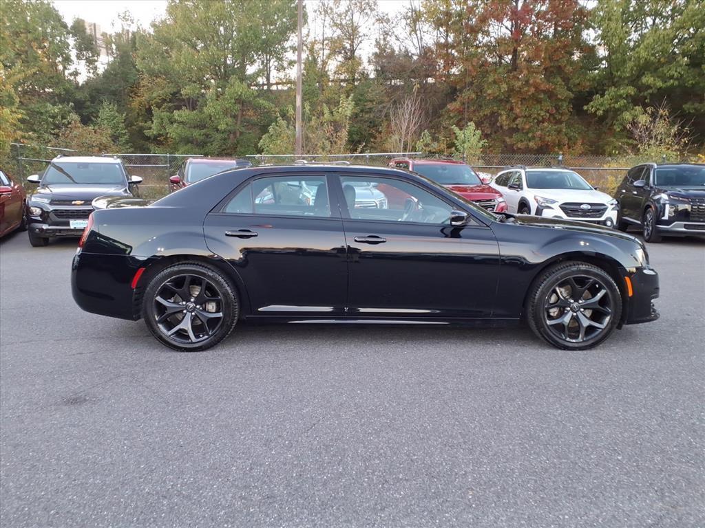 used 2022 Chrysler 300 car, priced at $30,569