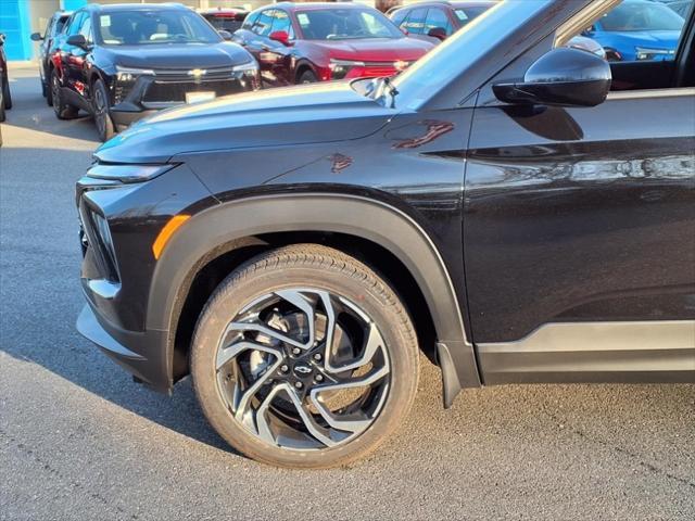 new 2025 Chevrolet TrailBlazer car, priced at $29,805