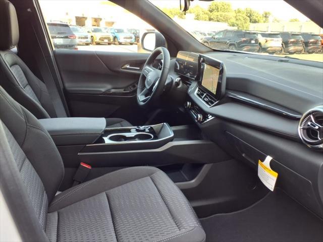 new 2026 Chevrolet Equinox car, priced at $29,335