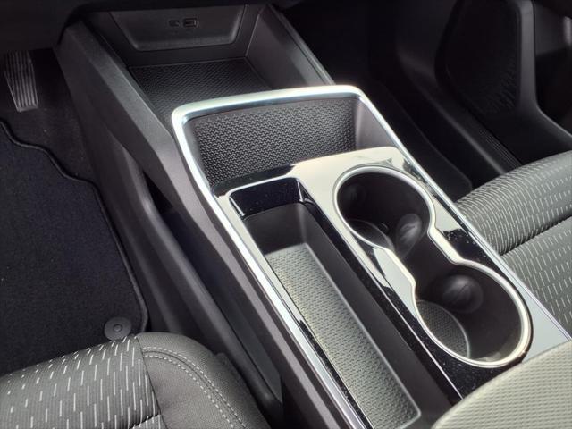 used 2025 Chevrolet Equinox car, priced at $29,382