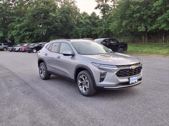 new 2025 Chevrolet Trax car, priced at $22,485