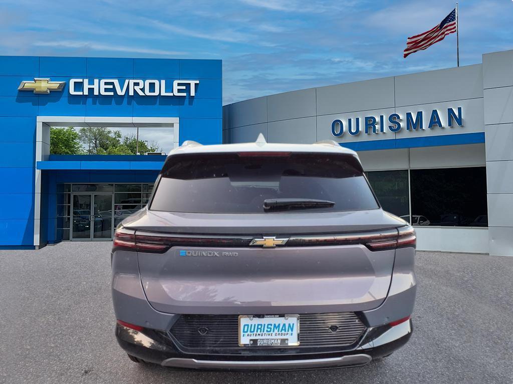 new 2025 Chevrolet Equinox EV car, priced at $39,585