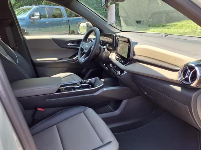 new 2026 Chevrolet Equinox car, priced at $30,995