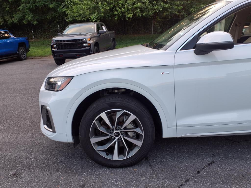 used 2023 Audi Q5 car, priced at $27,447