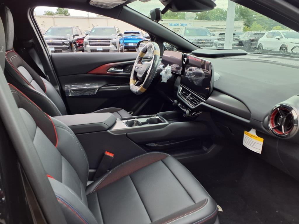 new 2025 Chevrolet Equinox EV car, priced at $50,325