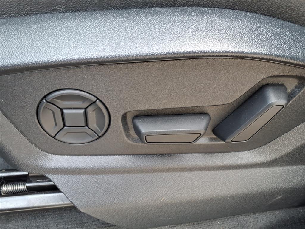 used 2023 Audi Q7 car, priced at $35,362