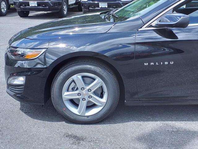 new 2025 Chevrolet Malibu car, priced at $25,185