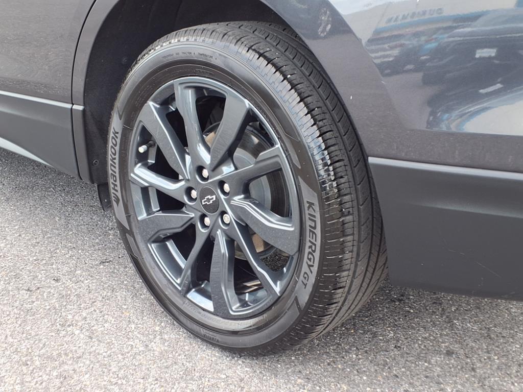 used 2022 Chevrolet Equinox car, priced at $23,629