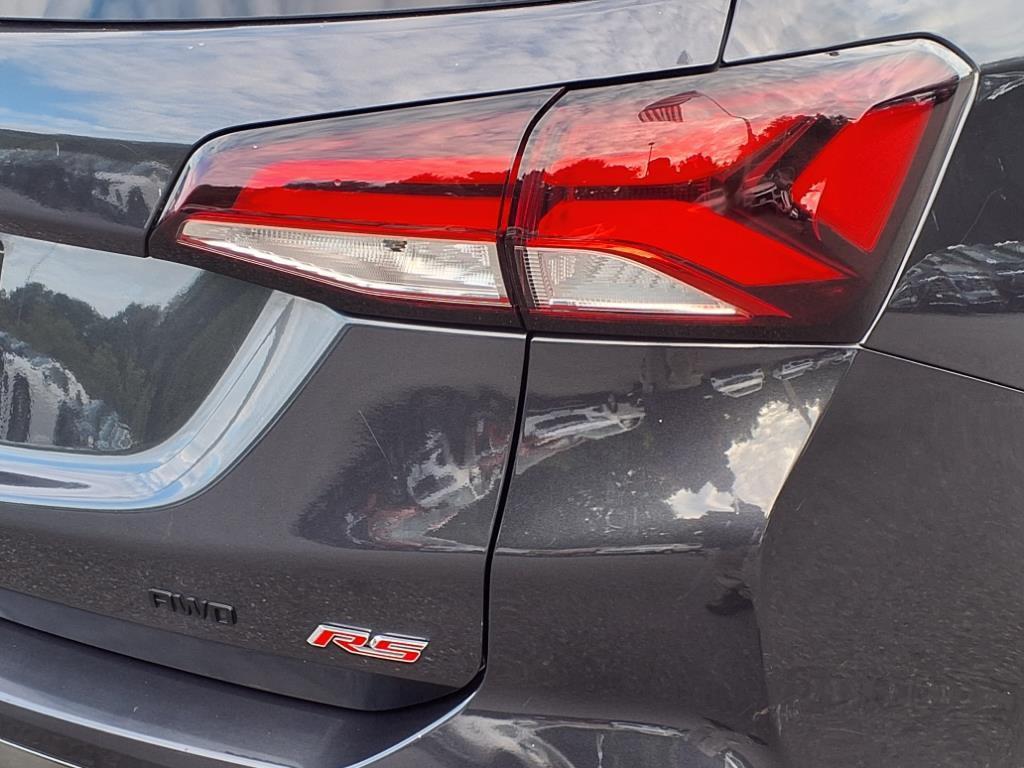 used 2022 Chevrolet Equinox car, priced at $23,629