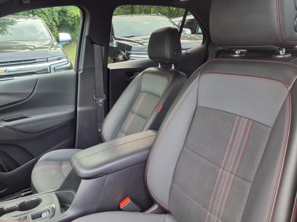 used 2022 Chevrolet Equinox car, priced at $23,629