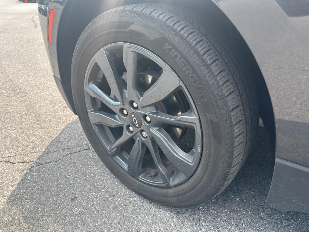used 2022 Chevrolet Equinox car, priced at $25,122