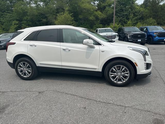 used 2022 Cadillac XT5 car, priced at $29,197