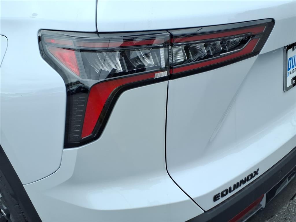 new 2026 Chevrolet Equinox car, priced at $30,285