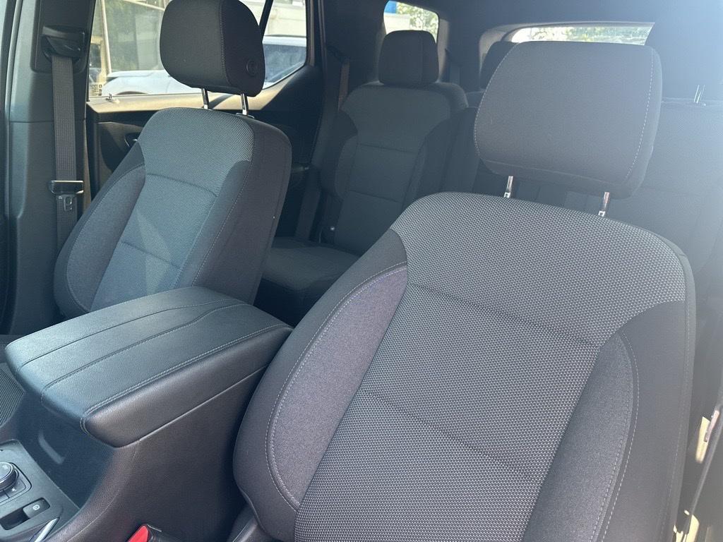 used 2022 Chevrolet Traverse car, priced at $28,614