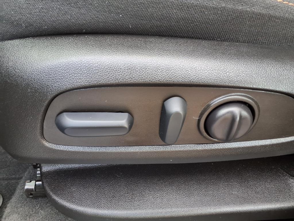 used 2022 Chevrolet Equinox car, priced at $18,820