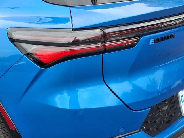 new 2025 Chevrolet Equinox EV car, priced at $42,090
