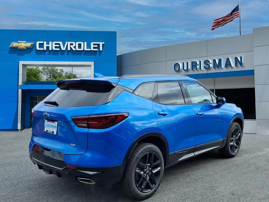 new 2025 Chevrolet Blazer car, priced at $41,620