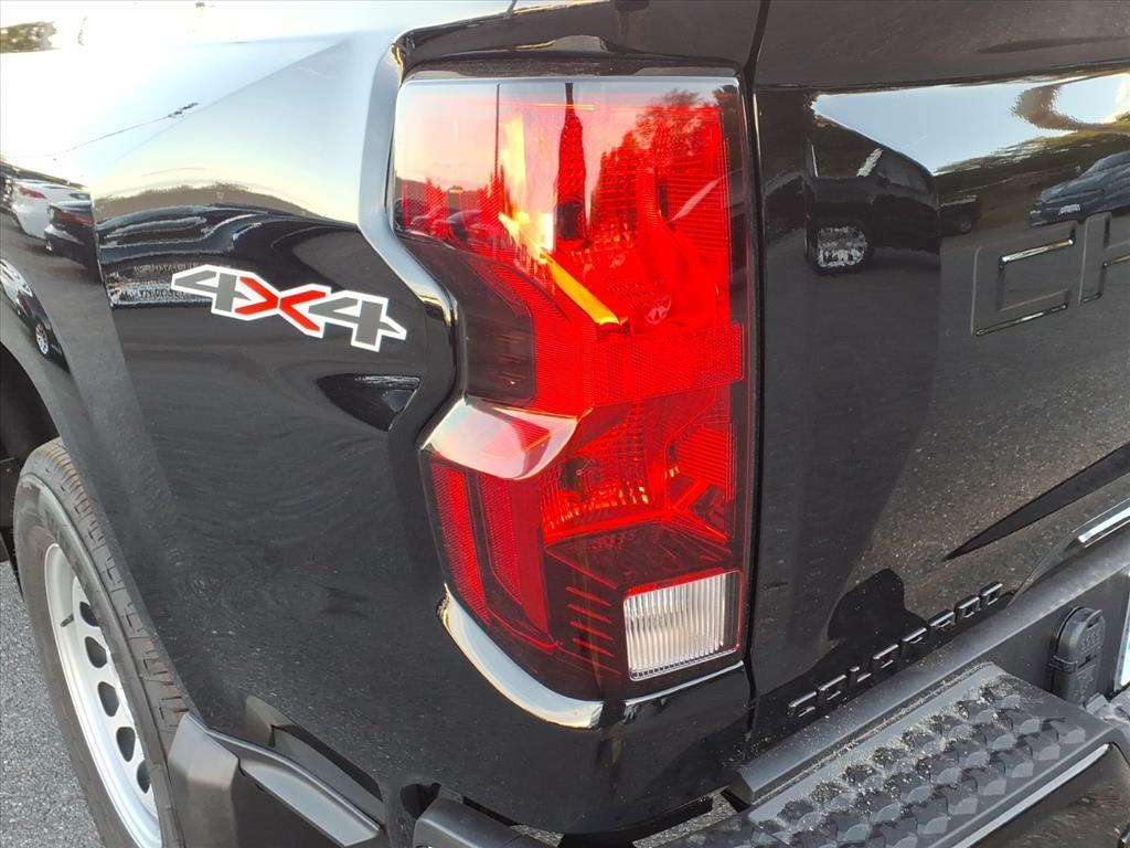 new 2026 Chevrolet Colorado car, priced at $35,685