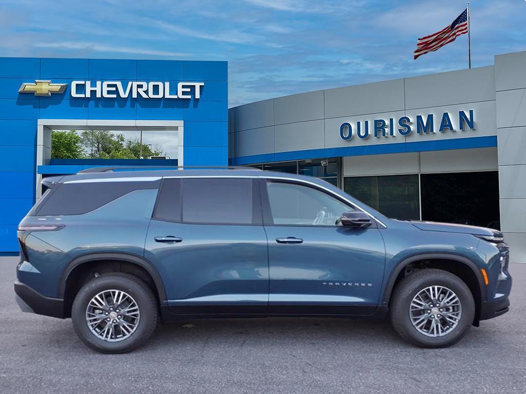 new 2026 Chevrolet Traverse car, priced at $38,620