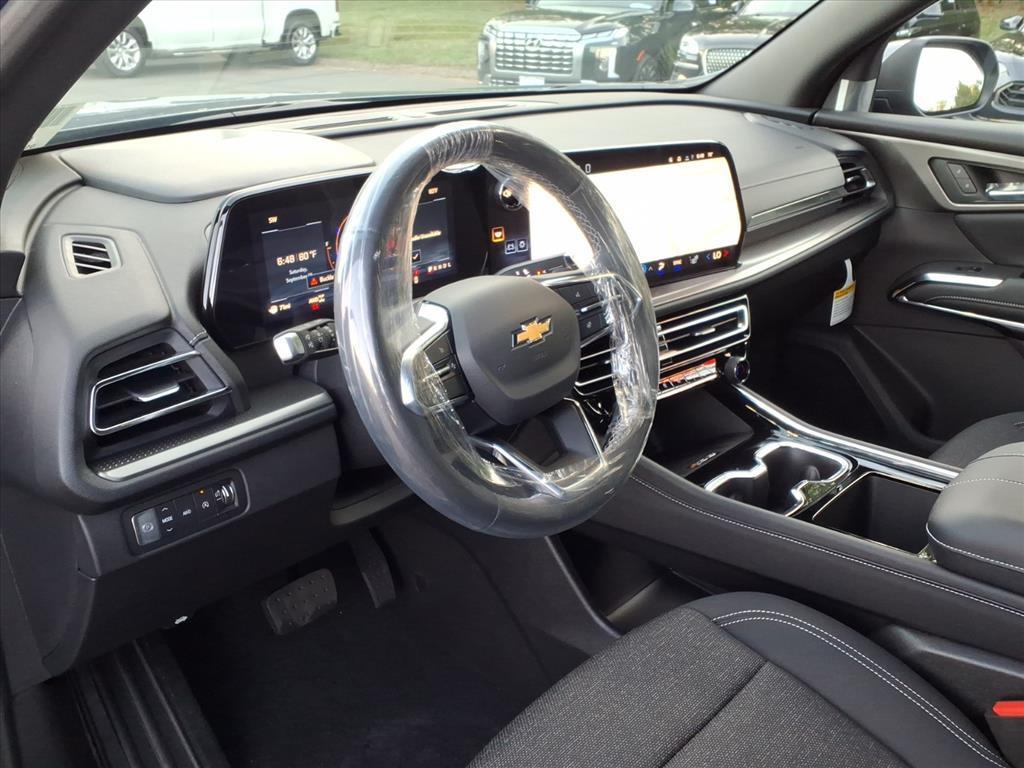 new 2026 Chevrolet Traverse car, priced at $38,620