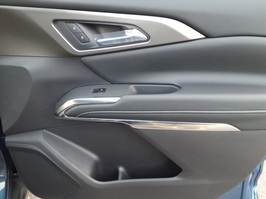 new 2026 Chevrolet Traverse car, priced at $38,620