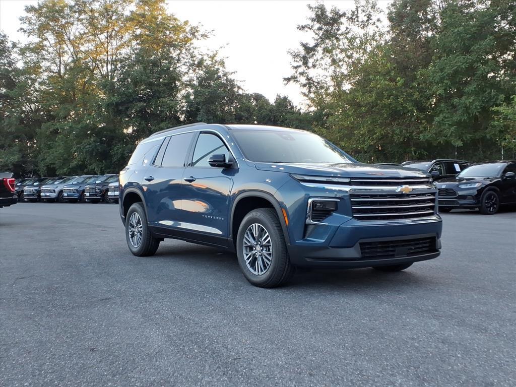 new 2026 Chevrolet Traverse car, priced at $41,620
