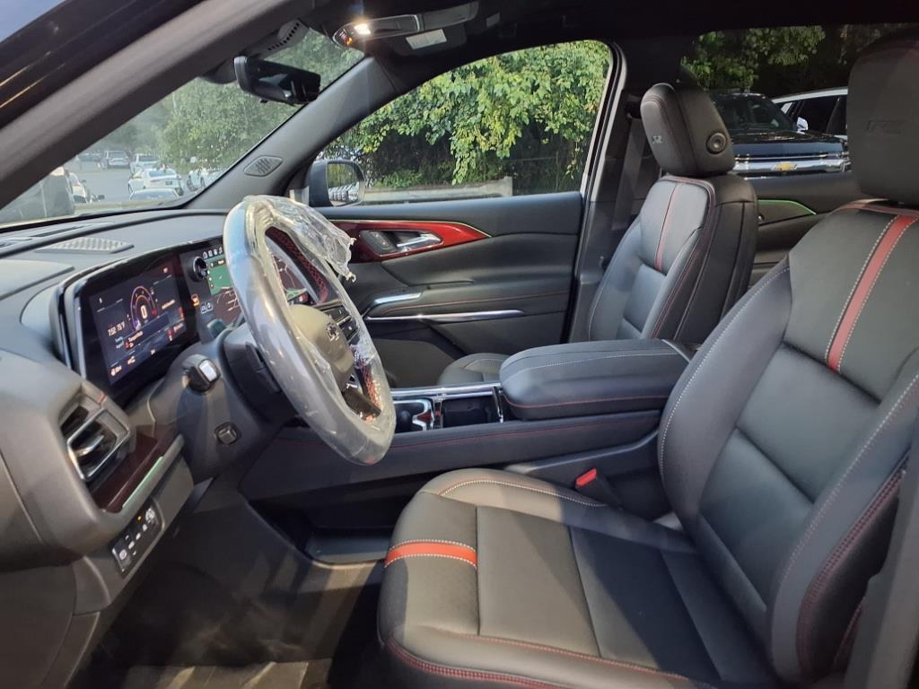 new 2026 Chevrolet Traverse car, priced at $57,455