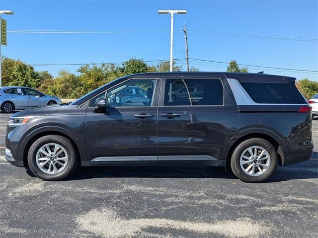 used 2022 Kia Carnival car, priced at $27,885